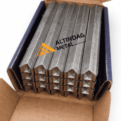 9 mm Agraf Çerçeve Köşe Çivisi – 45° V Çivi | Yerli Üretim | 4000 Adet